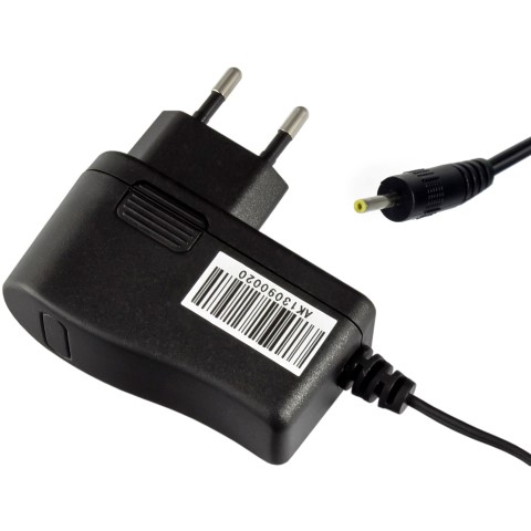 Síťová nabíječka Akyga AK-TB-01 pro tablety - 5V/2A 2.5x0.7mm konektor - neorig.